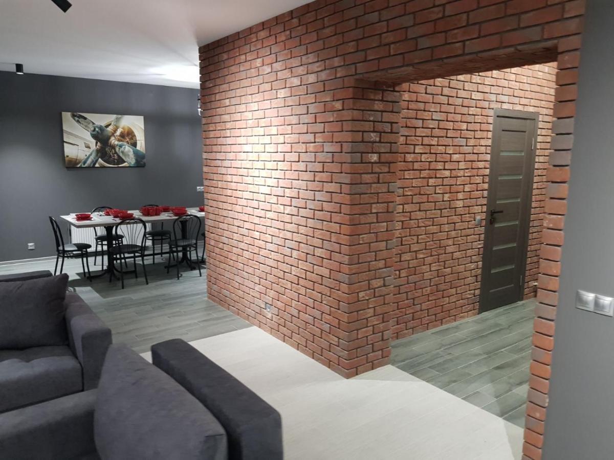 Uzhorod 3 Room Lovely House Luaran gambar